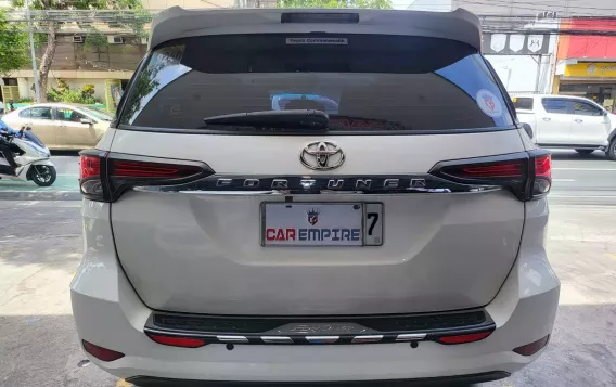 2016 Toyota Fortuner  2.4 G Diesel 4x2 AT in Las Piñas, Metro Manila-4