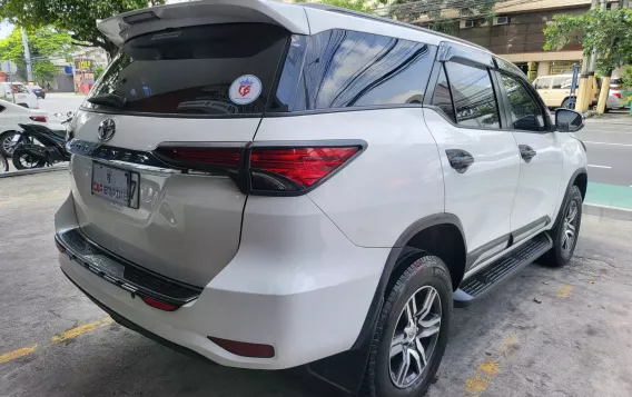 2016 Toyota Fortuner  2.4 G Diesel 4x2 AT in Las Piñas, Metro Manila-5