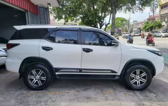 2016 Toyota Fortuner  2.4 G Diesel 4x2 AT in Las Piñas, Metro Manila-6