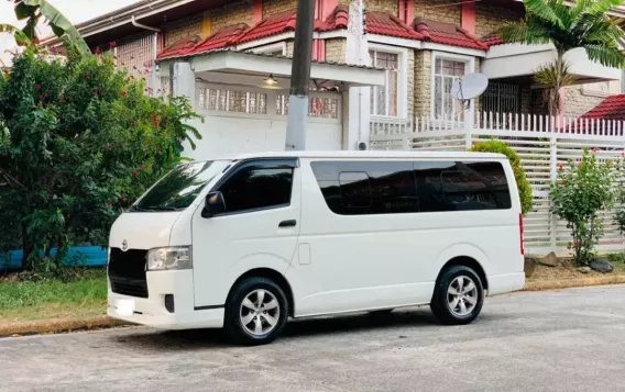 2016 Toyota Hiace  Commuter 3.0 M/T in Quezon City, Metro Manila-2