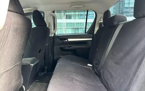 2016 Toyota Hilux  2.4 G DSL 4x2 A/T in Makati, Metro Manila-13