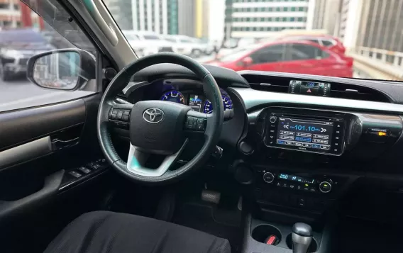 2016 Toyota Hilux  2.4 G DSL 4x2 A/T in Makati, Metro Manila-14