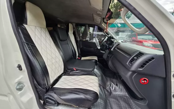 2018 Toyota Hiace  Commuter 3.0 M/T in Bacoor, Cavite-6