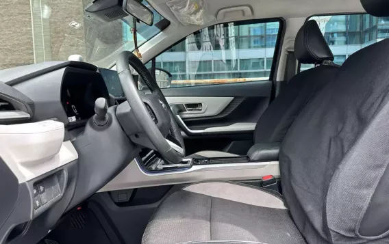 2023 Toyota Veloz V CVT in Makati, Metro Manila-14