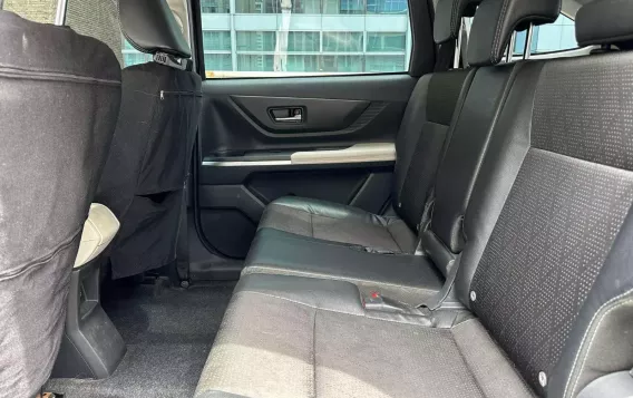 2023 Toyota Veloz V CVT in Makati, Metro Manila-16