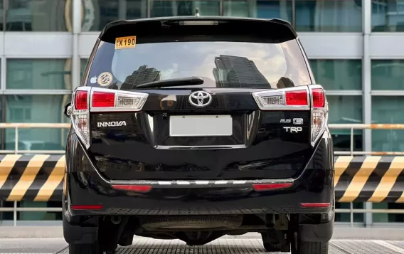 2019 Toyota Innova  2.0 E Gas AT in Makati, Metro Manila-9