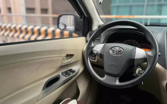 2015 Toyota Avanza  1.5 G AT in Makati, Metro Manila-9