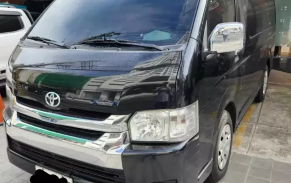 2016 Toyota Hiace Super Grandia in Quezon City, Metro Manila