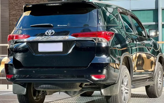 2017 Toyota Fortuner  2.4 G Diesel 4x2 AT in Makati, Metro Manila-5