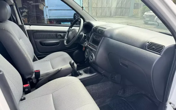 2010 Toyota Avanza  1.3 J M/T in Manila, Metro Manila-13