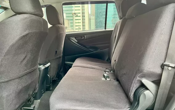 2024 Toyota Innova  2.8 E Diesel AT in Makati, Metro Manila-16