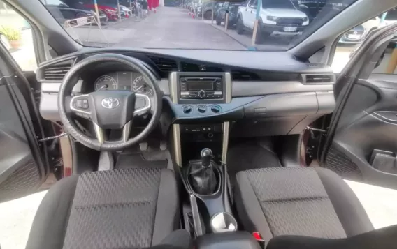 2020 Toyota Innova  2.8 E Diesel MT in Pasay, Metro Manila-8