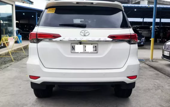 2018 Toyota Fortuner  2.8 V Diesel 4x4 AT in Pasay, Metro Manila-7