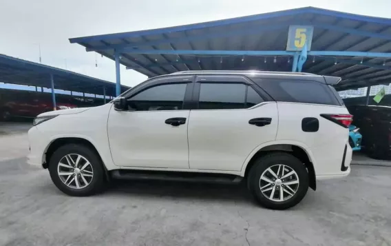 2018 Toyota Fortuner  2.4 V Diesel 4x2 AT in Pasay, Metro Manila-3