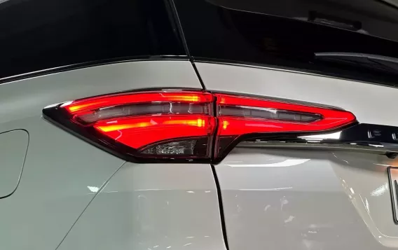 2022 Toyota Fortuner 2.8 Q Pearl Diesel 4x2 AT in Manila, Metro Manila-13