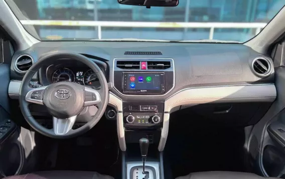 2020 Toyota Rush  1.5 G AT in Makati, Metro Manila-10