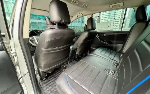 2020 Toyota Innova in Makati, Metro Manila-18