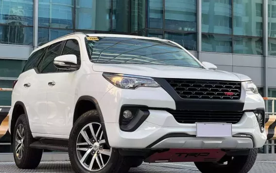 2017 Toyota Fortuner  2.4 V Diesel 4x2 AT in Makati, Metro Manila