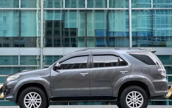 2013 Toyota Fortuner  2.4 G Diesel 4x2 AT in Makati, Metro Manila-8