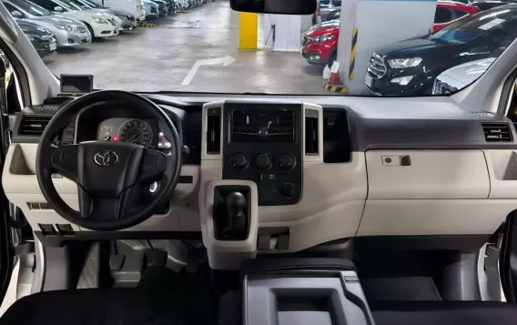 2021 Toyota Hiace  Commuter Deluxe in Quezon City, Metro Manila-17