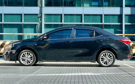 2016 Toyota Altis in Makati, Metro Manila-5