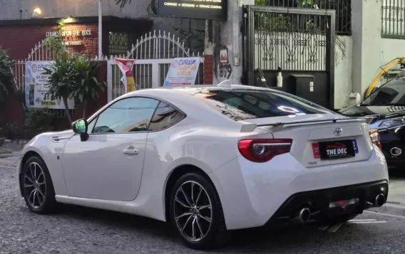 2019 Toyota 86 2.0 White Pearl AT in Manila, Metro Manila-14