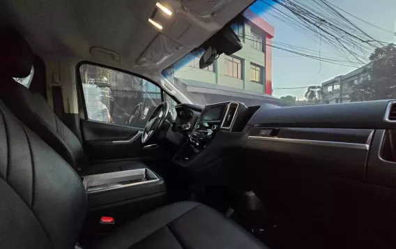 2019 Toyota Hiace Super Grandia Elite 2.8 AT in Manila, Metro Manila-14