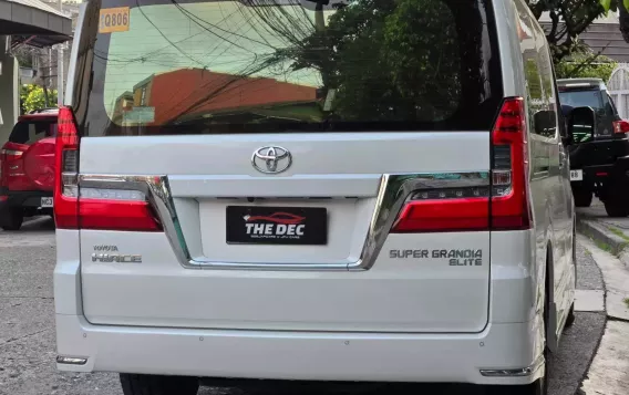 2019 Toyota Hiace Super Grandia Elite 2.8 AT in Manila, Metro Manila-16