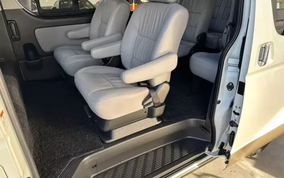 2016 Toyota Hiace  Super Grandia (Leather) 3.0 A/T Monotone in Manila, Metro Manila-5