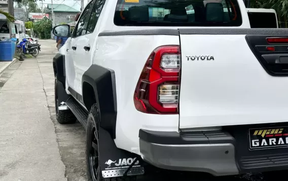 2020 Toyota Hilux Conquest 2.8 4x4 AT in Manila, Metro Manila-9