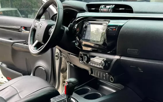 2020 Toyota Hilux Conquest 2.8 4x4 AT in Manila, Metro Manila-20