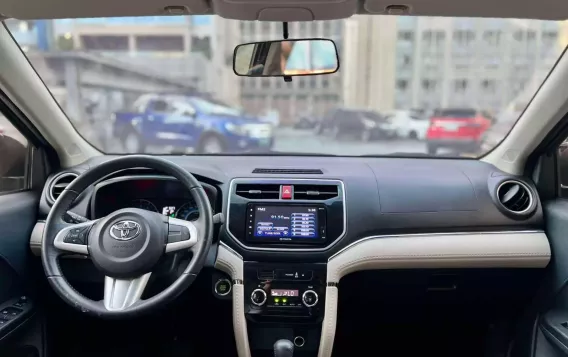 2019 Toyota Rush  1.5 G AT in Makati, Metro Manila-12