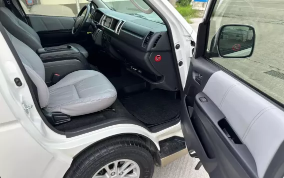 2019 Toyota Hiace Super Grandia in Manila, Metro Manila-17