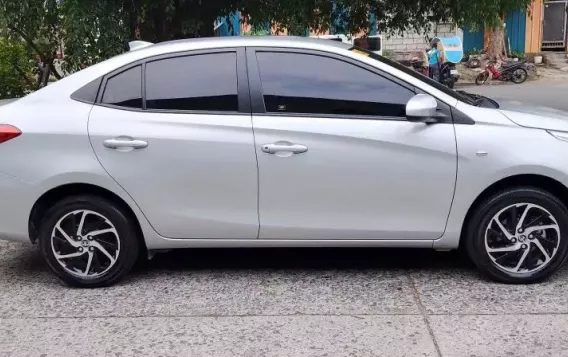 2021 Toyota Vios 1.3 XE CVT in Mandaluyong, Metro Manila-5