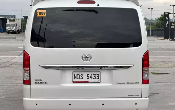 2016 Toyota Hiace  Super Grandia (Leather) 3.0 A/T Monotone in Manila, Metro Manila-4