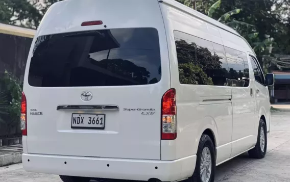 2016 Toyota Hiace  Super Grandia 3.0 LXV A/T in Manila, Metro Manila-13