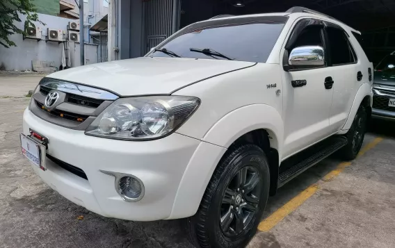 2006 Toyota Fortuner in Las Piñas, Metro Manila-1