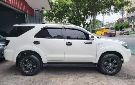 2006 Toyota Fortuner in Las Piñas, Metro Manila-6