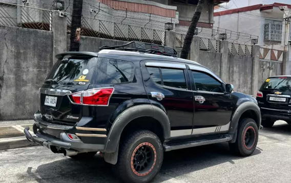 2020 Toyota Innova  2.8 E Diesel AT in Quezon City, Metro Manila-3