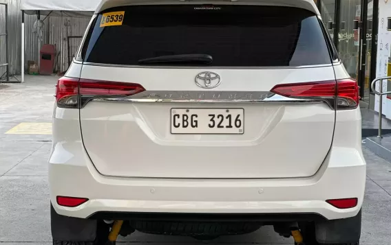 2016 Toyota Fortuner  2.8 V Diesel 4x4 AT in Manila, Metro Manila-3