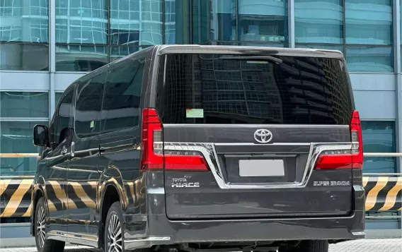 2020 Toyota Grandia in Makati, Metro Manila-6