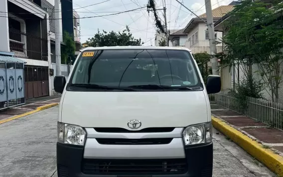 2023 Toyota Hiace  Commuter 3.0 M/T in Quezon City, Metro Manila-4