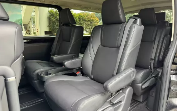 2021 Toyota Hiace Super Grandia Leather 2.8 AT in Manila, Metro Manila-9