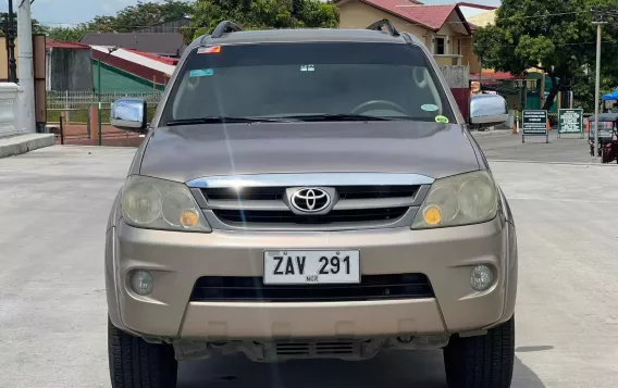 2005 Toyota Fortuner in Las Piñas, Metro Manila-1