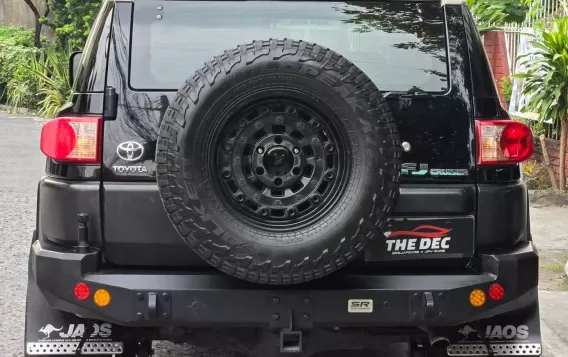 2015 Toyota FJ Cruiser  4.0L V6 in Manila, Metro Manila-4