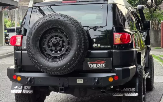 2015 Toyota FJ Cruiser  4.0L V6 in Manila, Metro Manila-15