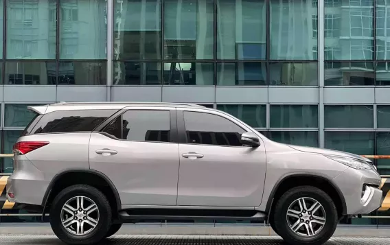 2017 Toyota Fortuner  2.4 G Diesel 4x2 AT in Makati, Metro Manila-6