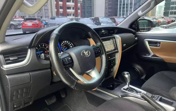 2017 Toyota Fortuner  2.4 G Diesel 4x2 AT in Makati, Metro Manila-16