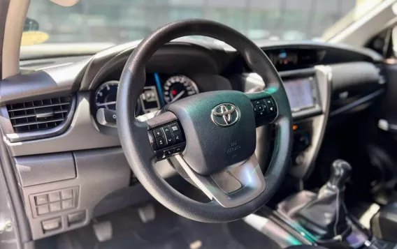 2022 Toyota Fortuner  2.4 G Diesel 4x2 MT in Makati, Metro Manila-20