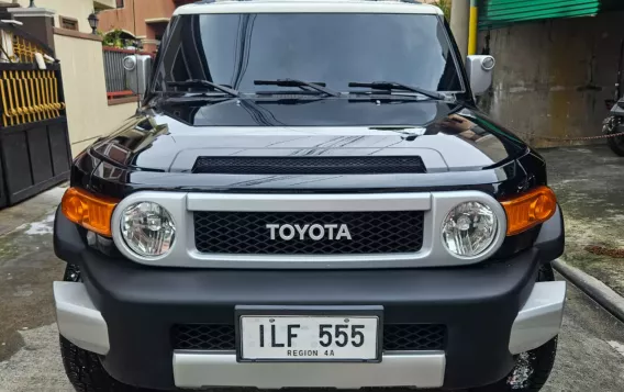 2014 Toyota FJ Cruiser  4.0L V6 in Quezon City, Metro Manila